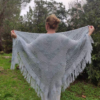 Chal artesanal de crochet de alpaca y seda