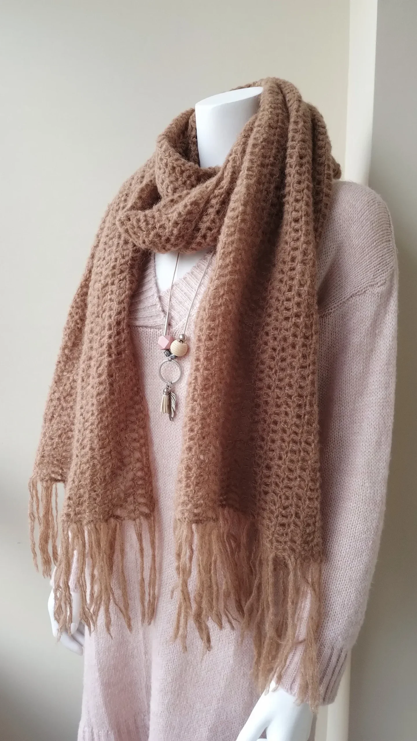 Bufanda de alpaca tejida a crochet - Imagen 18