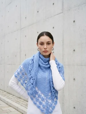 Chal de alpaca azul de ganchillo para mujer