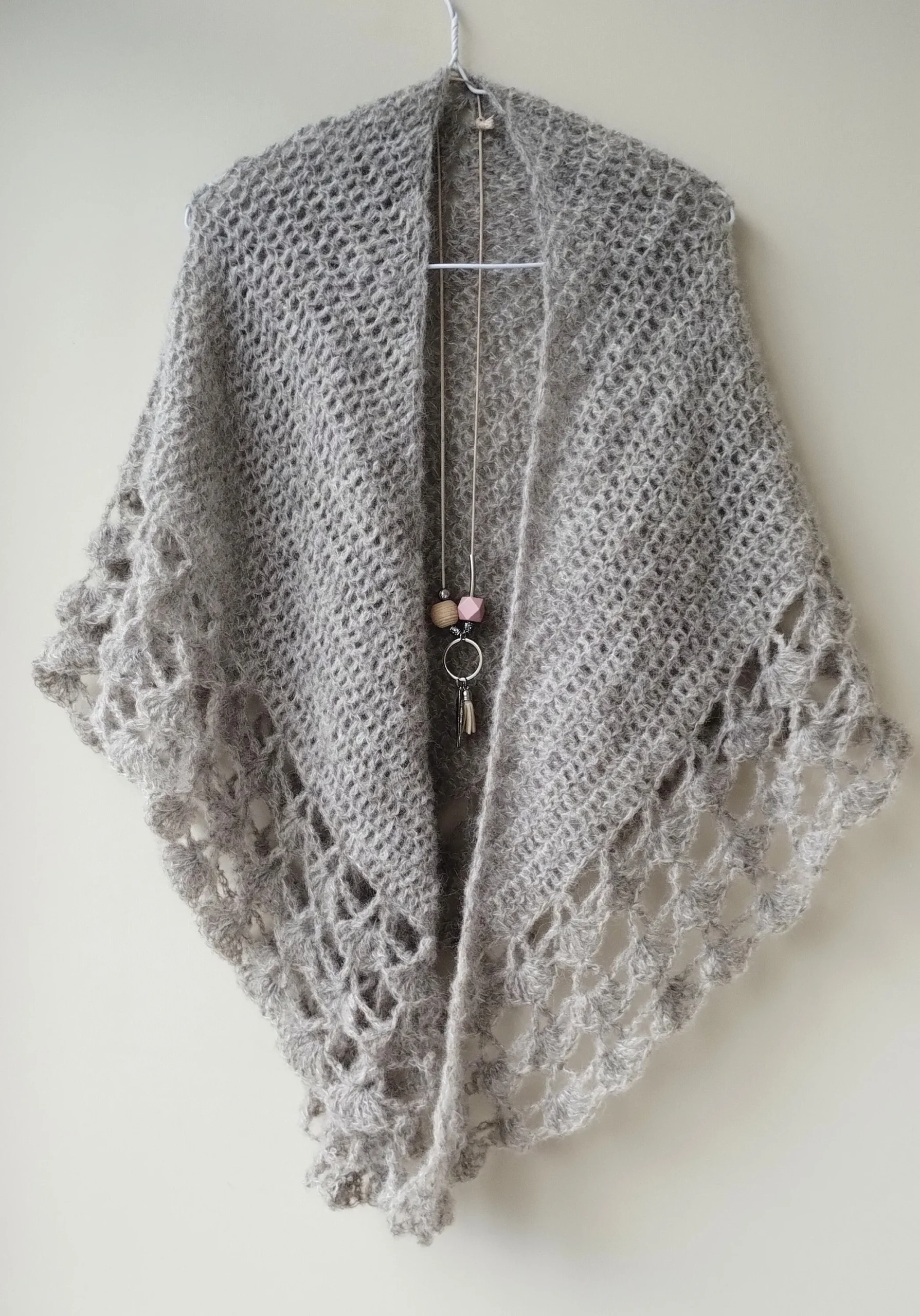Chal de Crochet de Alpaca Gris - Imagen 2