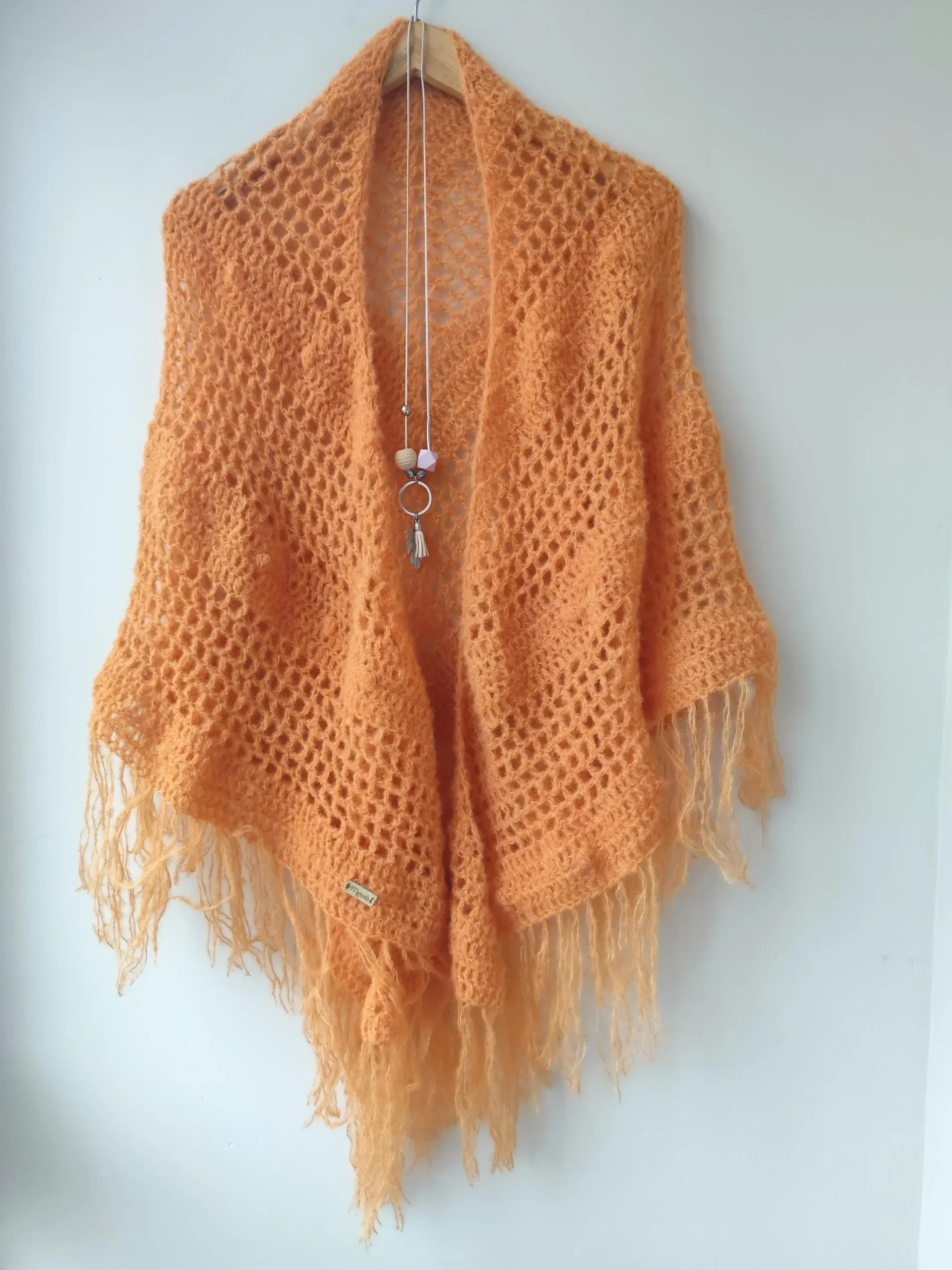 Chal de Crochet de Alpaca con Flecos. Mandarina - Imagen 6