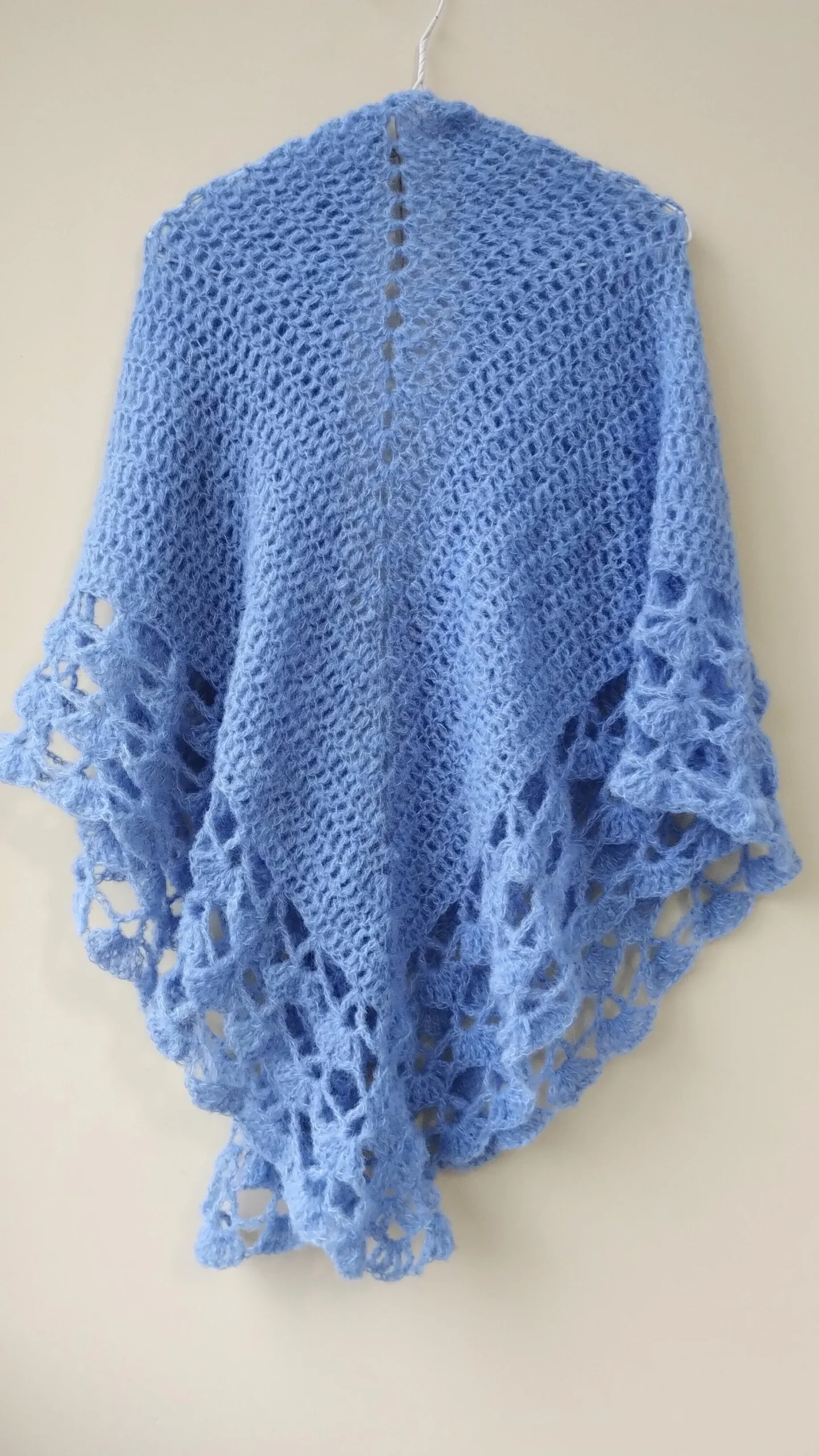 Chal de alpaca azul de ganchillo para mujer - Imagen 7