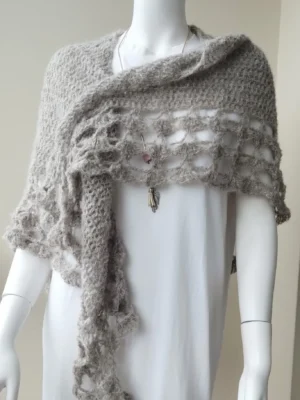 Chal de Crochet de Alpaca Gris