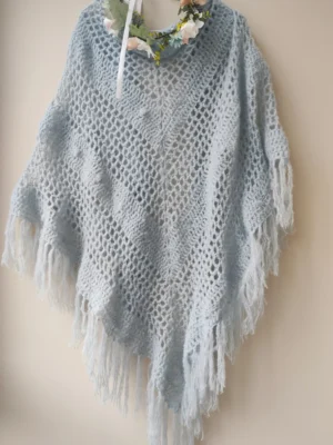 Chal para boda a crochet - distintos colores