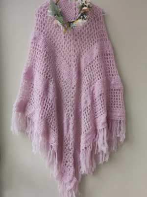 Chal para boda triangular rosa