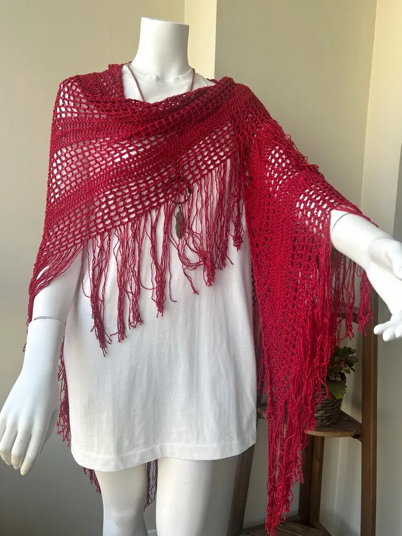 Chal rojo de bambú de crochet hecho a mano - Imagen 2